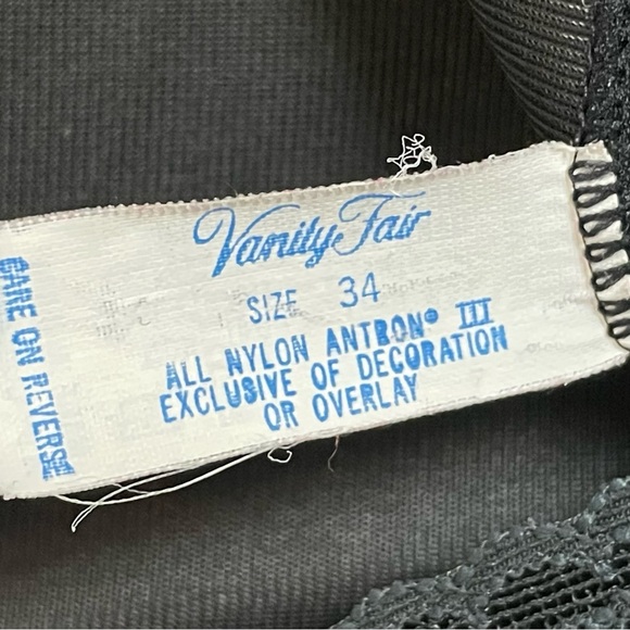 Vintage Black Full Slip Lace Size Medium Vanity Fair Lingerie Adjustable Straps‎ - Picture 11 of 12